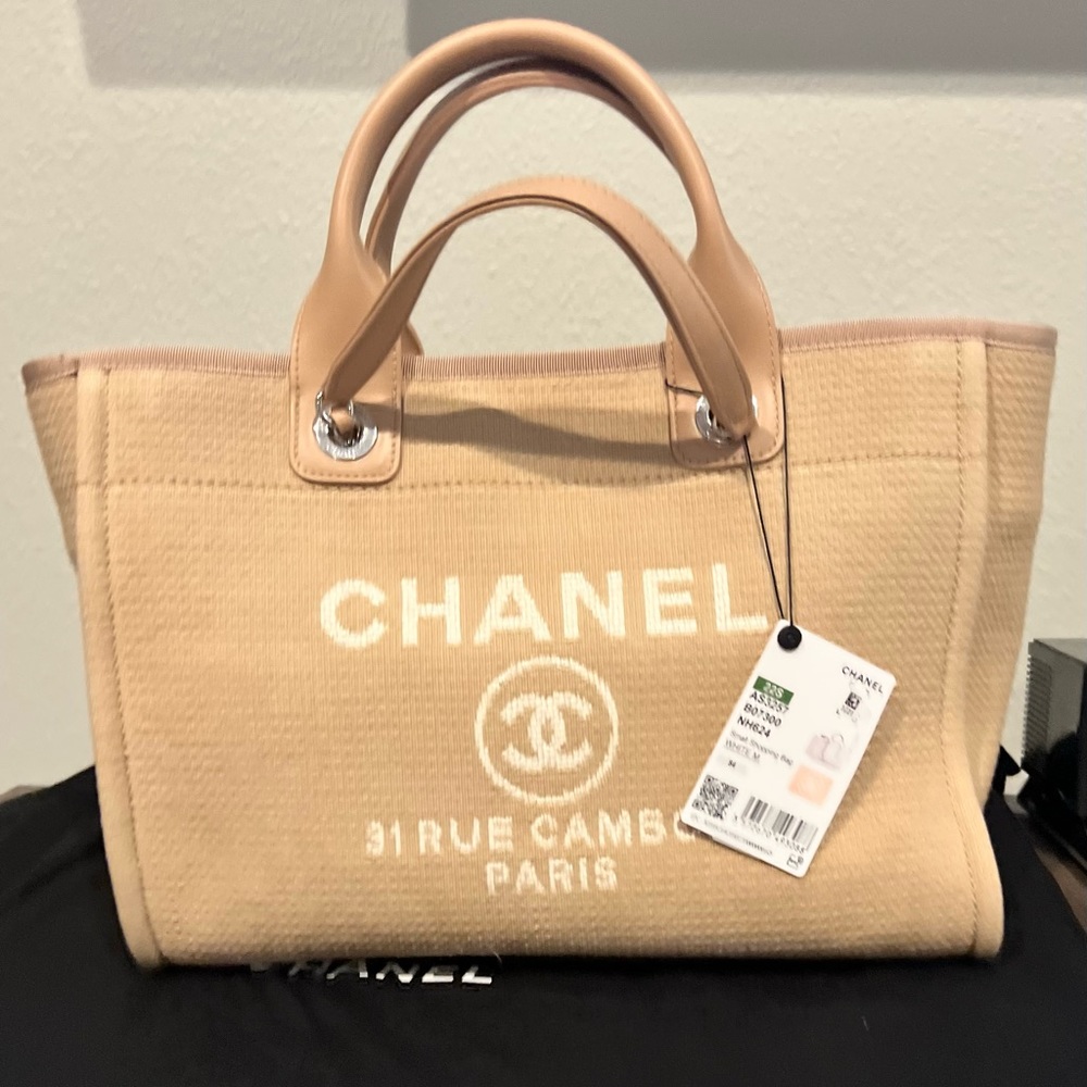 NWT Authentic Chanel Deauville Tote S22 Beige Small